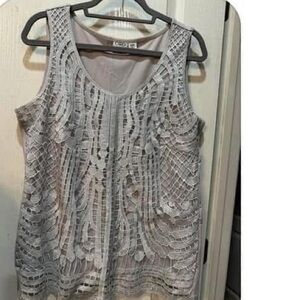 Elegant Lace Sleeveless Top